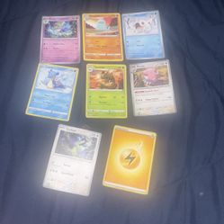8 Pokemon Cards 