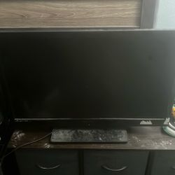 32’ Flatscreen TV