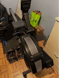 Concept2 RowErg Rowing Machine - Standard Legs
