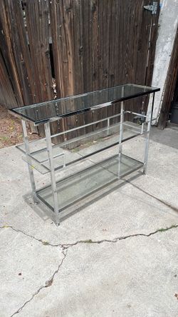 Modern 3-tier tempered glass bar