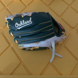 Baseball Glove A’s 10inch 
