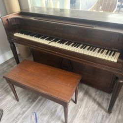 Free Piano