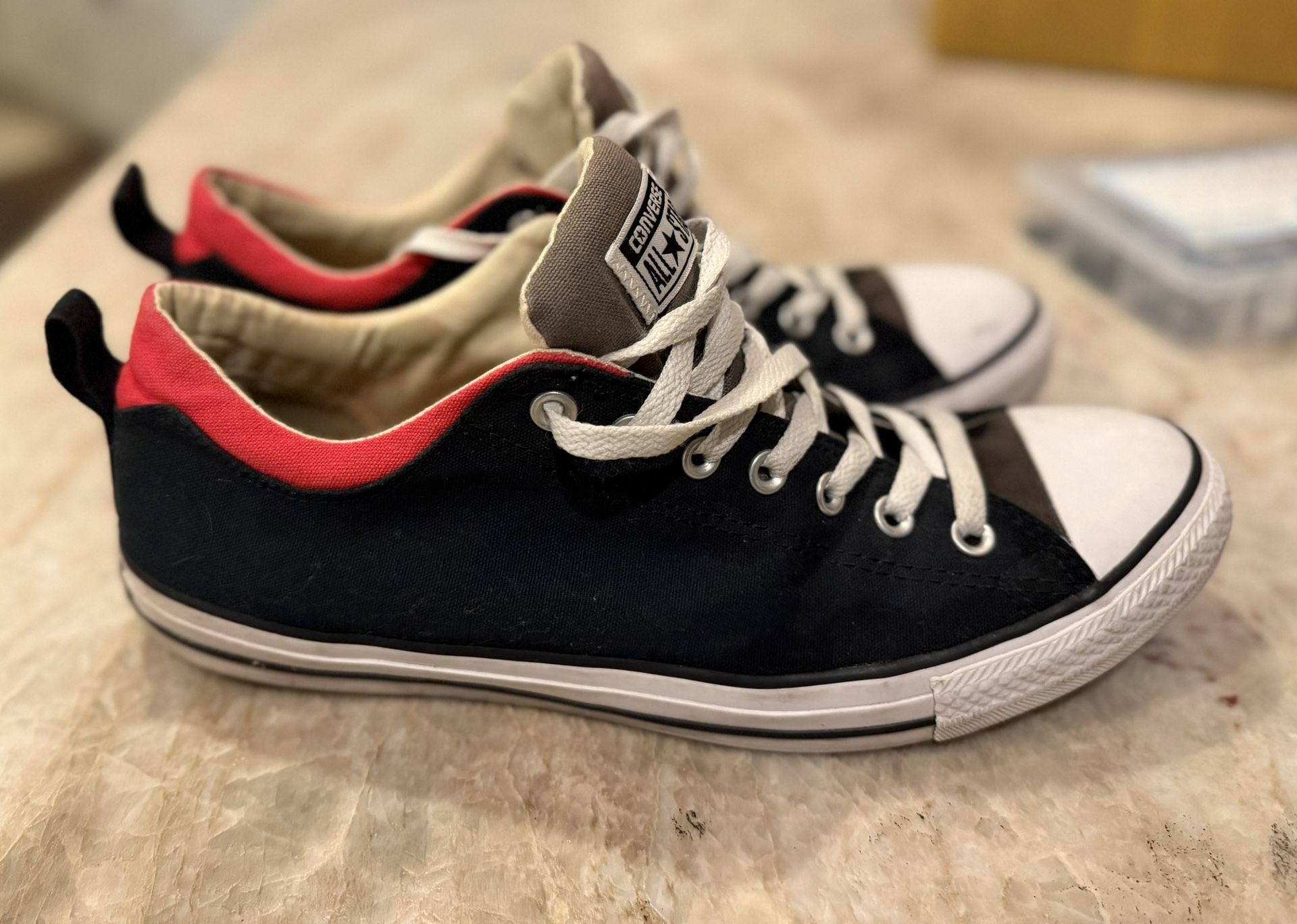 Chuck Taylor’s All-Stars Size 12