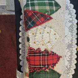 KIRKLANDS CHRISTMAS PILLOW BRAND NEW 