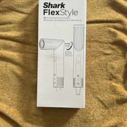 Brand New Shark Flex style In Box