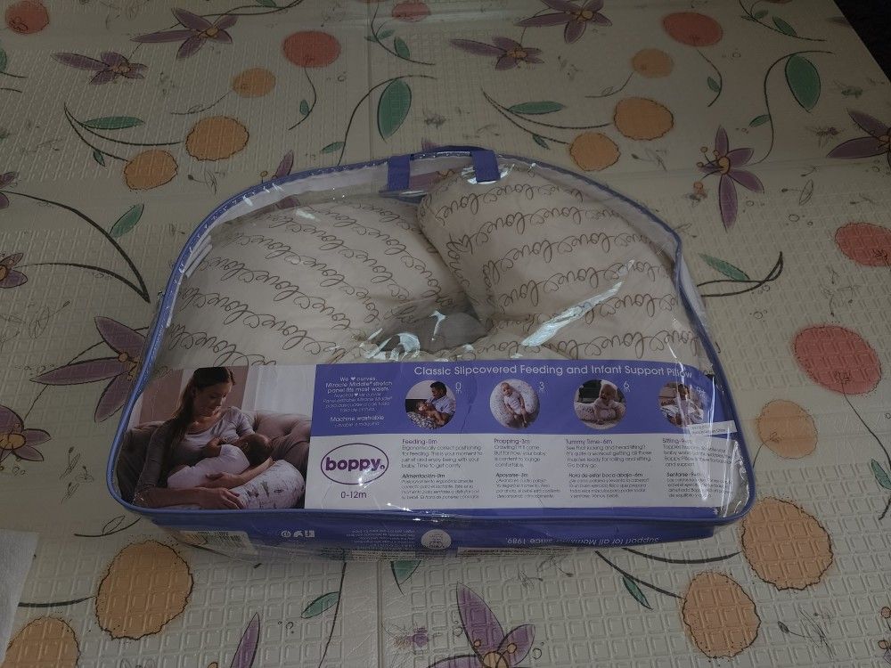 Boppy classic feeding top & infant support pillow