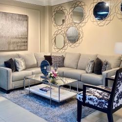 Hallenberg Fog LAF Sectional /couch /Living room set