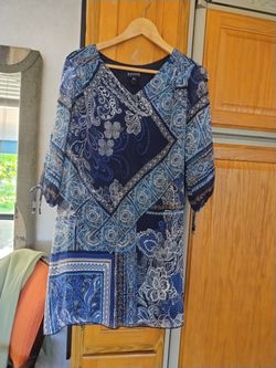 'Enfocus'Petite Women's Navy /Blue/ White 8P Floral Paisley Print Dress Tunic NEW Condition