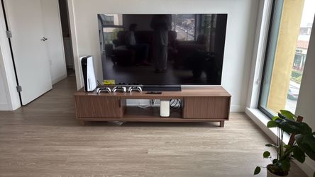 TV and home furniture