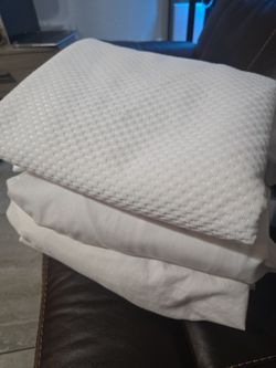 Twin matress protector