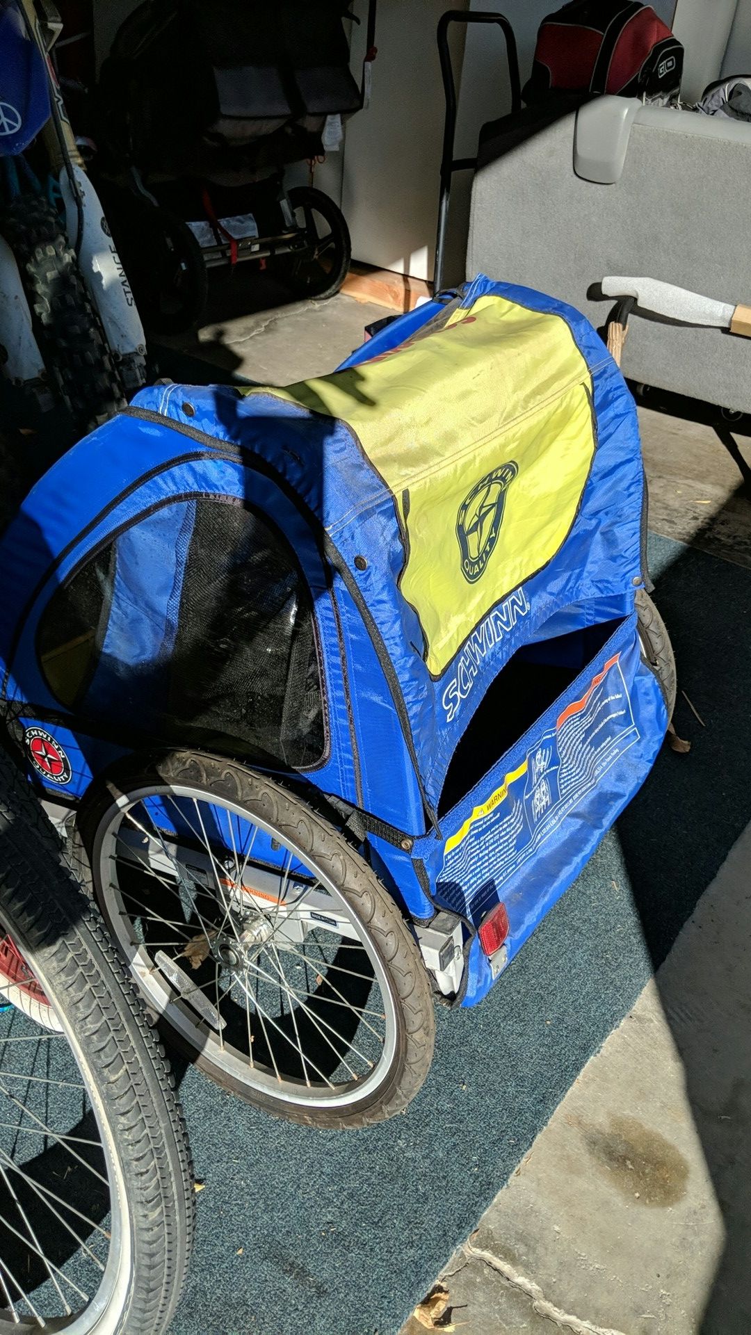 Schwinn bicycle trailer 2 seater! for Sale in Santa Clarita, CA OfferUp