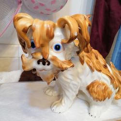 Porcelain dog