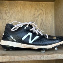 NEW New Balance Men's Metal Baseball Cleats Black Shoes 10 M 