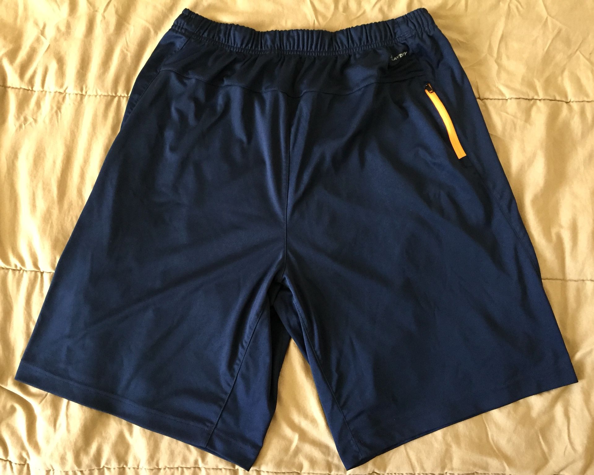 REEBOK PlayDry Crossfit Performance Athletic Blue Training Mens Sz Large for Sale in Tempe, AZ - OfferUp