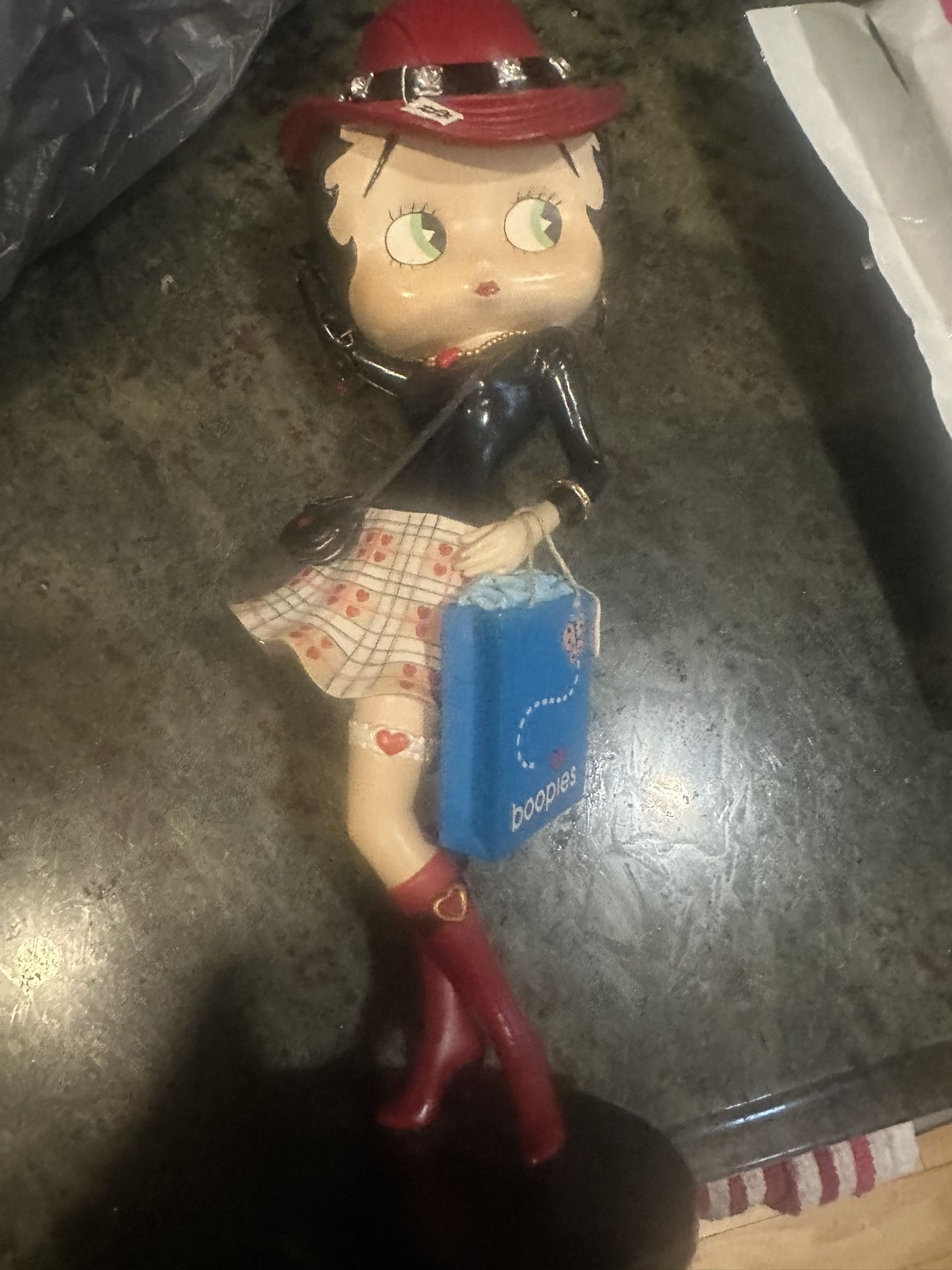 Betty Boop It’s Definitely Me Danbury Mint Collectable Statue