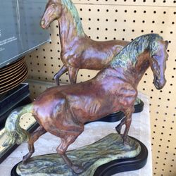 Metal Horse Statues