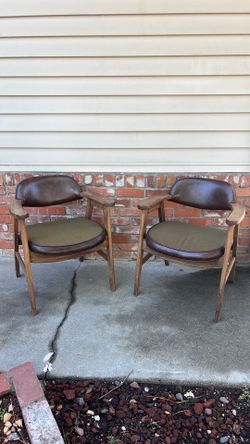 Mid-century modern chairs (2)