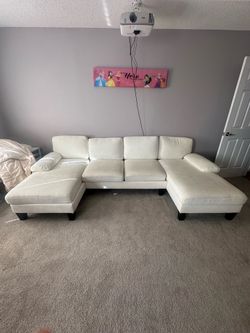 U shaped sectional couch