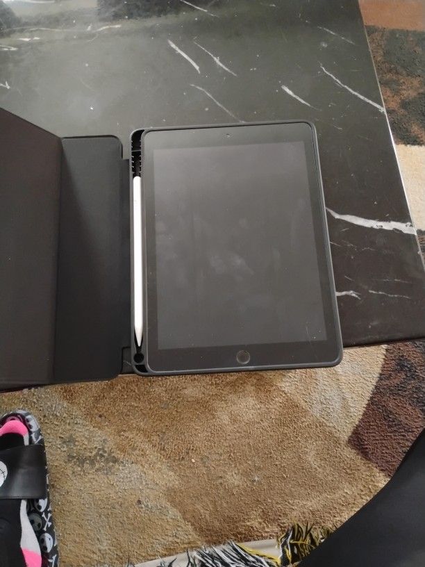 iPad 6th Generation 