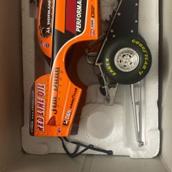 NHRA Jim Dunn Racing 1:24 Diecast NITRO Funny Car Al Hoffman K & N Filter 