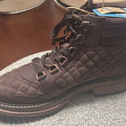 Size 10 Roxy Boots