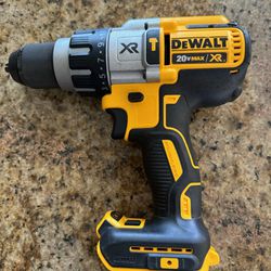 Dewalt 20v Hammer drill  (new)(tool only)