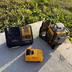 12V MAX Lithium-Ion 100 ft. Green Self-Leveling 3-Beam 360 Degree Laser Level with 2.0Ah Battery, Charger
