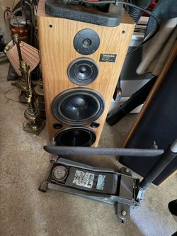 Vintage technichs speakers