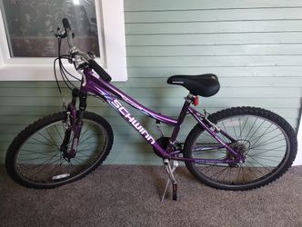 26 Inch Purple Women's Schwinn Bicycle 