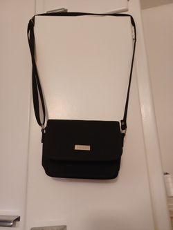 Amicci Black Purse 