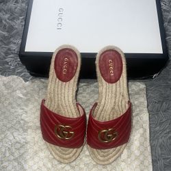 Gucci Slide 