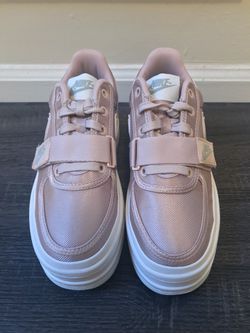 puede táctica Mareo Women's Nike Vandal 2K Double Stack Surprise Biege/Pink Size 6 for Sale in  Duluth, GA - OfferUp