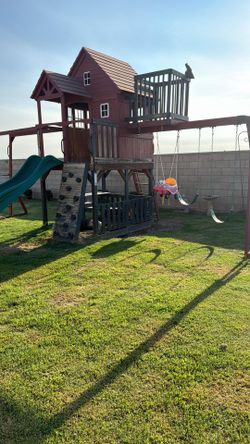 Kids play ground set