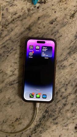iPhone 14 Pro - 128GB - Factory Unlocked - Mint Condition (No Scratches)