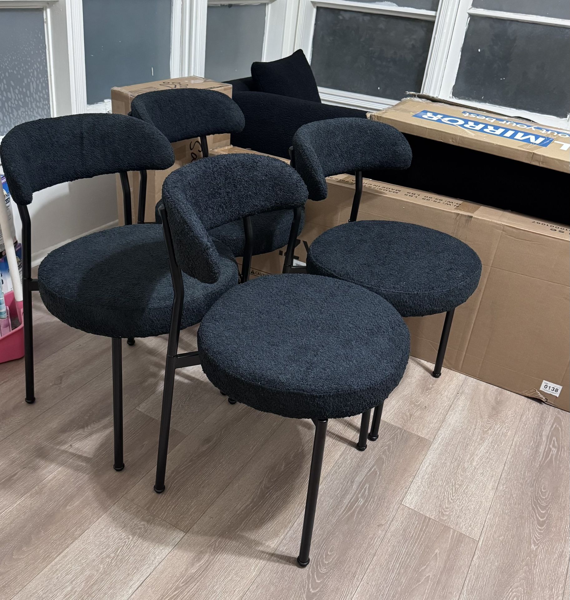 Black Boucle 4 Chairs Set