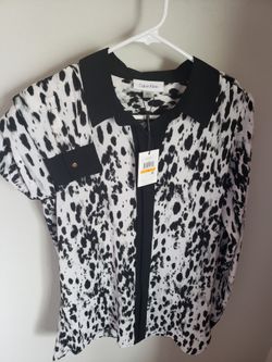 New Shirt Ladies Size Small