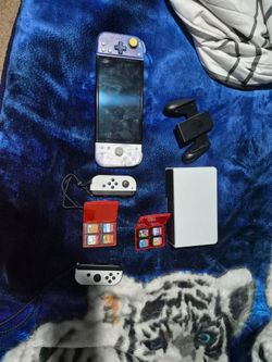 Nintendo oled like new dm for more info