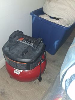Porter-Cable 6-Gallon Oil-Free Pancake Air Compressor