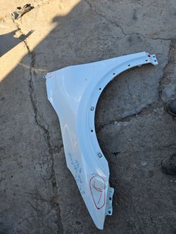 Kia Sportage Driver Fender OEM