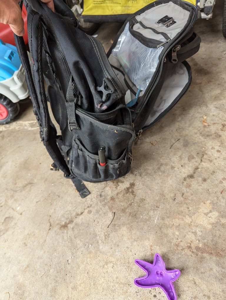 Husky Tool Book Bag