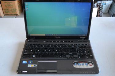 Toshiba Satellite A665 Laptop i3 8GB 500GB HDMI 15.6"