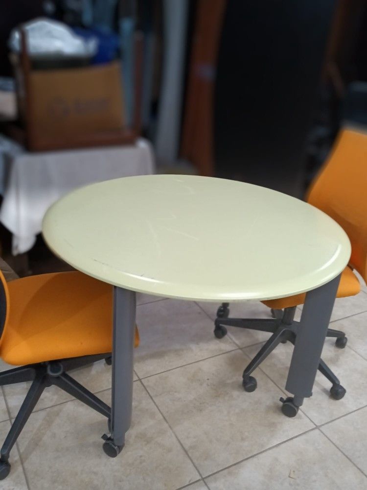Adjustable Legs with Locking Wheels on Round Tables Many To Choose from
