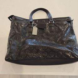 Unisex Embossed Business Tote