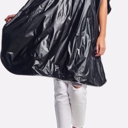 Betty Dain Vinyl Shampoo Cape