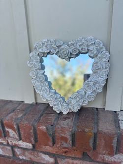 Decorative White Rose Mirror Heart Shabby Chic Vanity/Wall Art DECOLINE NEW YORK