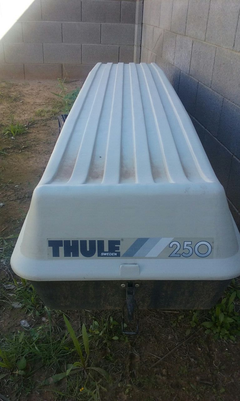 Thule - Sweden cargo carrier