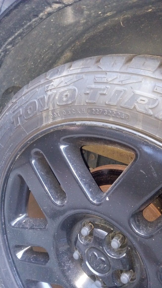 New Toyo Tires 245/50R20
