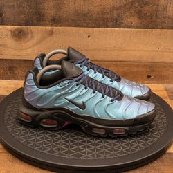 Air max plus - top men's black/black/laser fuchsia throwback future