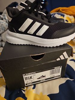 Adidas para niño 11,5