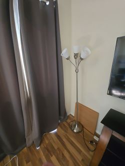 Floor lamp